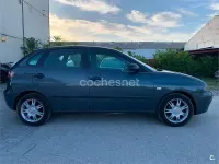 Usado Seat Ibiza Reference 64 CV (47 kW) 2005 Verde Utilitario