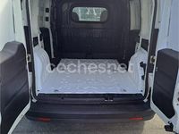 Usado Fiat Doblò 90 CV (66 kW) 2012 Blanco Monovolumen