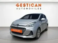 Usado Hyundai i10 87 CV (63 kW) 2019 Plateado Utilitario