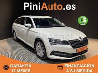 Usado Skoda Superb Ambition 150 CV (110 kW) 2021 Blanco Familiar
