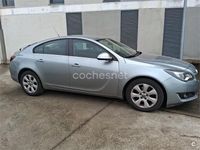 Usado Opel Insignia Business 120 CV (88 kW) 2015 Gris / plata Familiar