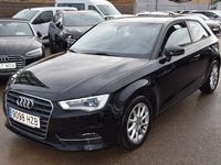 Usado Audi A3 Ambition 105 CV (77 kW) 2014 Negro Utilitario