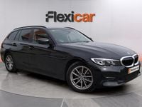 Usado BMW 318 150 CV (110 kW) 2022 Negro Familiar