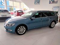 Usado VW Passat Advance 150 CV (110 kW) 2017 Azul Familiar