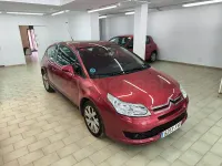 Usado Citroën C4 VTR Sport 110 CV (80 kW) 2007 Granate Berlina