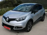 Usado Renault Captur LIMITED 90 CV (66 kW) 2016 Plateado SUV