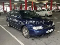 Usado Audi A3 Ambition 110 CV (80 kW) 1999 Azul Utilitario