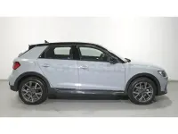 Nuevo Audi A1 116 CV (85 kW) 2025 Gris / plata SUV