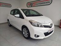 Usado Toyota Yaris Active 90 CV (66 kW) 2013 Blanco Utilitario