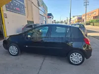 Usado Renault Clio IV 75 CV (55 kW) 2012 Negro Berlina