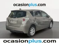 Usado Toyota Verso Advance 112 CV (82 kW) 2015 Oro Monovolumen