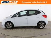 Usado Kia Venga 90 CV (66 kW) 2017 Blanco Utilitario