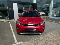 Usado Kia Stonic 101 CV (74 kW) 2025 Rojo SUV