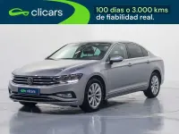 Usado VW Passat Executive 122 CV (89 kW) 2022 Gris Familiar