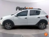 Usado Dacia Sandero Acces 75 CV (55 kW) 2020 Blanco Utilitario