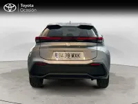 Usado Toyota C-HR Advance 140 CV (102 kW) 2024 Gris / plata SUV
