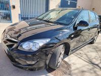 Usado Hyundai i30 Classic 90 CV (66 kW) 2012 Negro Utilitario