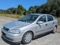Usado Opel Astra Comfort 82 CV (60 kW) 1999 Gris / plata Berlina