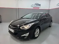 Usado Hyundai i40 115 CV (84 kW) 2013 Negro Berlina