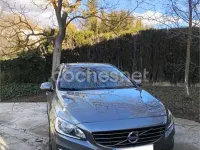 Usado Volvo V60 Momentum 120 CV (88 kW) 2018 Gris / plata Familiar