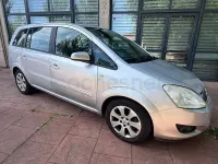 Usado Opel Zafira Energy 140 CV (102 kW) 2009 Gris / plata Monovolumen