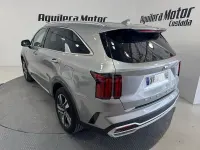 Usado Kia Sorento 230 CV (169 kW) 2021 Gris / plata SUV