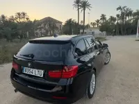 Usado BMW 318 Comfort Edition 143 CV (105 kW) 2014 Negro Familiar