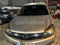 Usado Opel Astra GTC Enjoy 100 CV (73 kW) 2006 Gris / plata Berlina