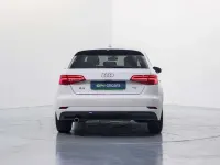 Usado Audi A3 Sportback Design 110 CV (80 kW) 2017 Blanco Utilitario