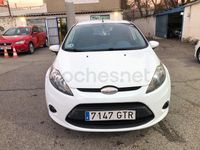 Usado Ford Fiesta Trend 90 CV (66 kW) 2010 Blanco Utilitario