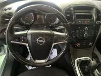 Usado Opel Insignia Essentia 110 CV (80 kW) 2009 Gris / plata Berlina