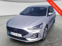 Usado Ford Focus ST-Line 155 CV (114 kW) 2023 Plateado Utilitario