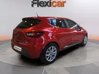 Usado Renault Clio Zen 90 CV (66 kW) 2017 Rojo Utilitario