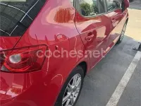 Usado Seat Ibiza Style 90 CV (66 kW) 2010 Rojo Berlina