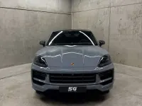 Usado Porsche Cayenne Turbo E-Hybrid 739 CV (543 kW) 2025 Gris / plata SUV