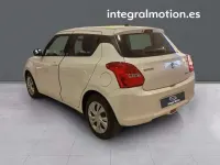 Usado Suzuki Swift GLX 90 CV (66 kW) 2021 Blanco Utilitario