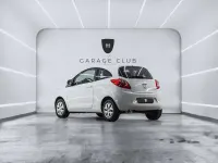 Usado Ford Ka 69 CV (50 kW) 2014 Blanco Coupe
