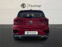Usado MG ZS Luxury 111 CV (81 kW) 2025 Rojo SUV