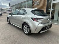 Usado Toyota Corolla Eco 140 CV (102 kW) 2023 Gris / plata Berlina
