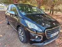 Usado Peugeot 3008 Allure 115 CV (84 kW) 2014 Negro Familiar
