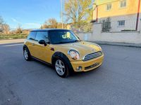 Usado Mini Cooper 120 CV (88 kW) 2009 Amarillo Utilitario
