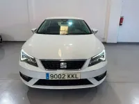Usado Seat Leon ST Style 110 CV (80 kW) 2018 Blanco Familiar