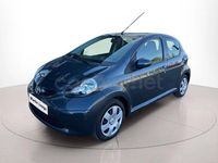 Usado Toyota Aygo 68 CV (50 kW) 2008 Gris / plata Utilitario