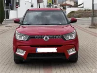 Usado SsangYong Tivoli Limited 115 CV (84 kW) 2017 Rojo SUV