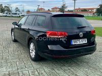 Usado VW Passat Advance 120 CV (88 kW) 2019 Negro Familiar
