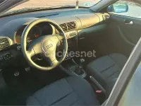 Usado Audi A3 Ambition 150 CV (110 kW) 2003 Azul Utilitario