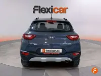 Usado Kia Stonic 101 CV (74 kW) 2021 Gris SUV