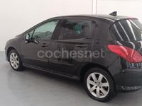 Usado Peugeot 308 120 CV (88 kW) 2008 Negro Berlina