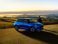 Nuevo Suzuki Swift 83 CV (61 kW) 2026 Rojo Utilitario