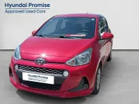 Usado Hyundai i10 65 CV (47 kW) 2018 Granate Utilitario